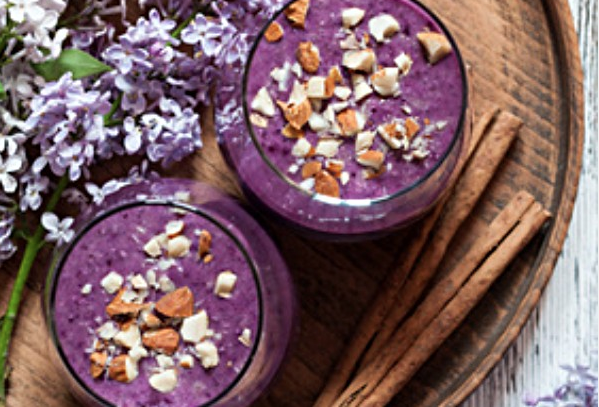 Blueberry Banana Ginger Shake